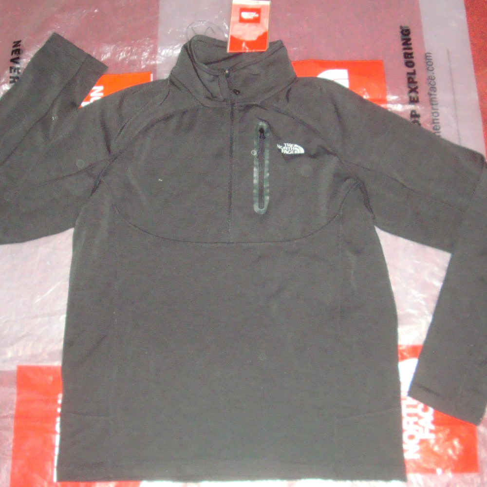 New The North Face Mens 1/4 Zip Fleece Pullover
